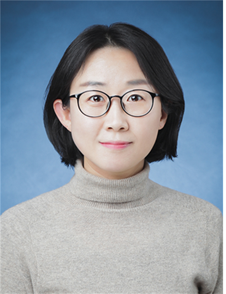 Ji-Yun Kim, a Ph.D. from the Department of Education